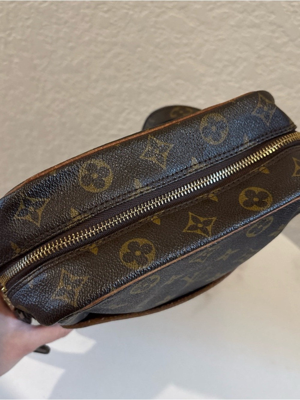 Louis Vuitton MM Danube Monogram Shoulder Bag - Picture 13 of 14